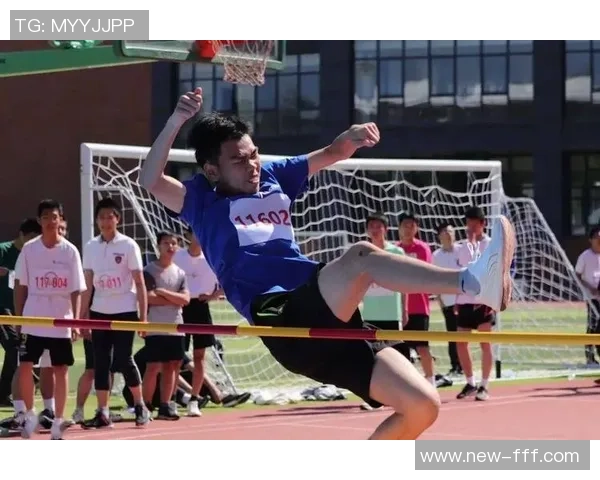 石家庄二中足球队奋勇拼搏助力校园体育文化蓬勃发展