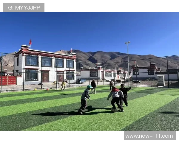 足球场地翻建的必要性与现代化设计理念探讨与实施方案分析 足球场地翻建的必要性与现代化设计理念探讨与实施方案分析